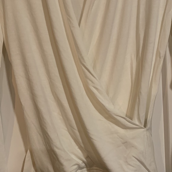 Banana Republic draped white blouse - Picture 4 of 4